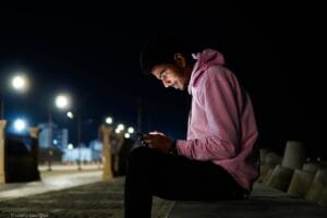 kesepian di era digital