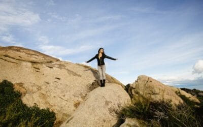 Mengapa Kita Perlu Berhenti Mengejar Validasi Orang Lain?